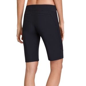NWT Tail White Label Womens Golf Shorts Black Size 2